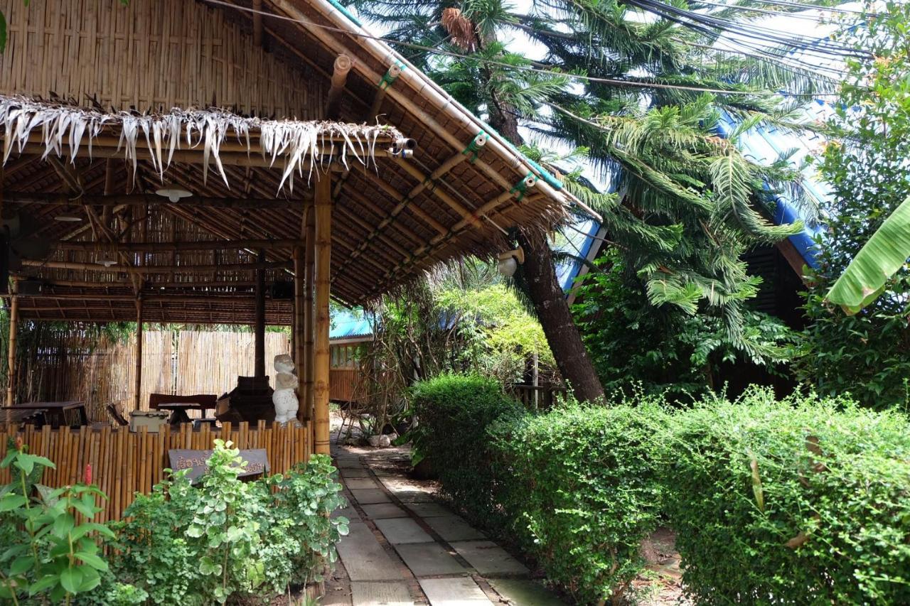Ruennamyen Resort Amphawa Samut Songkhram Extérieur photo