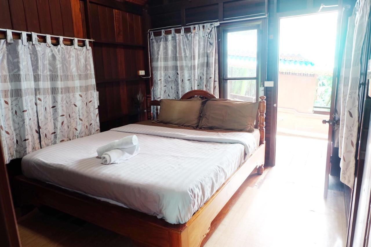 Ruennamyen Resort Amphawa Samut Songkhram Extérieur photo