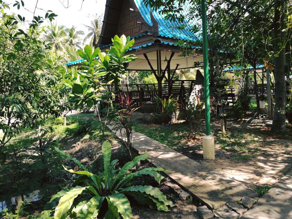Ruennamyen Resort Amphawa Samut Songkhram Extérieur photo