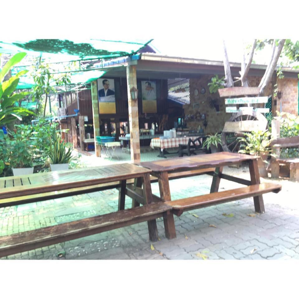 Ruennamyen Resort Amphawa Samut Songkhram Extérieur photo